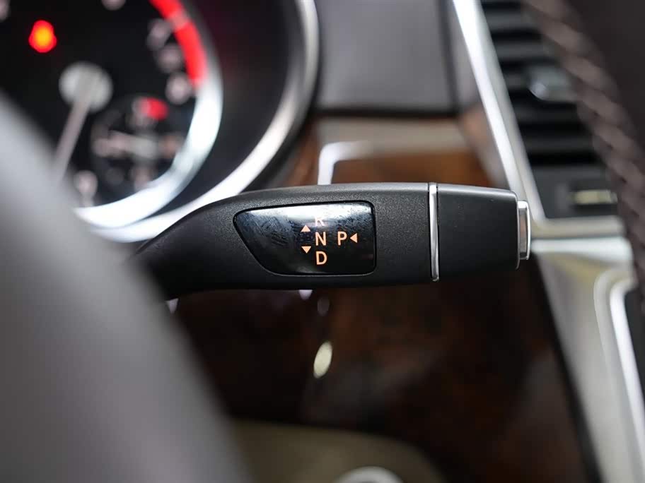 Mercedes-Benz M class