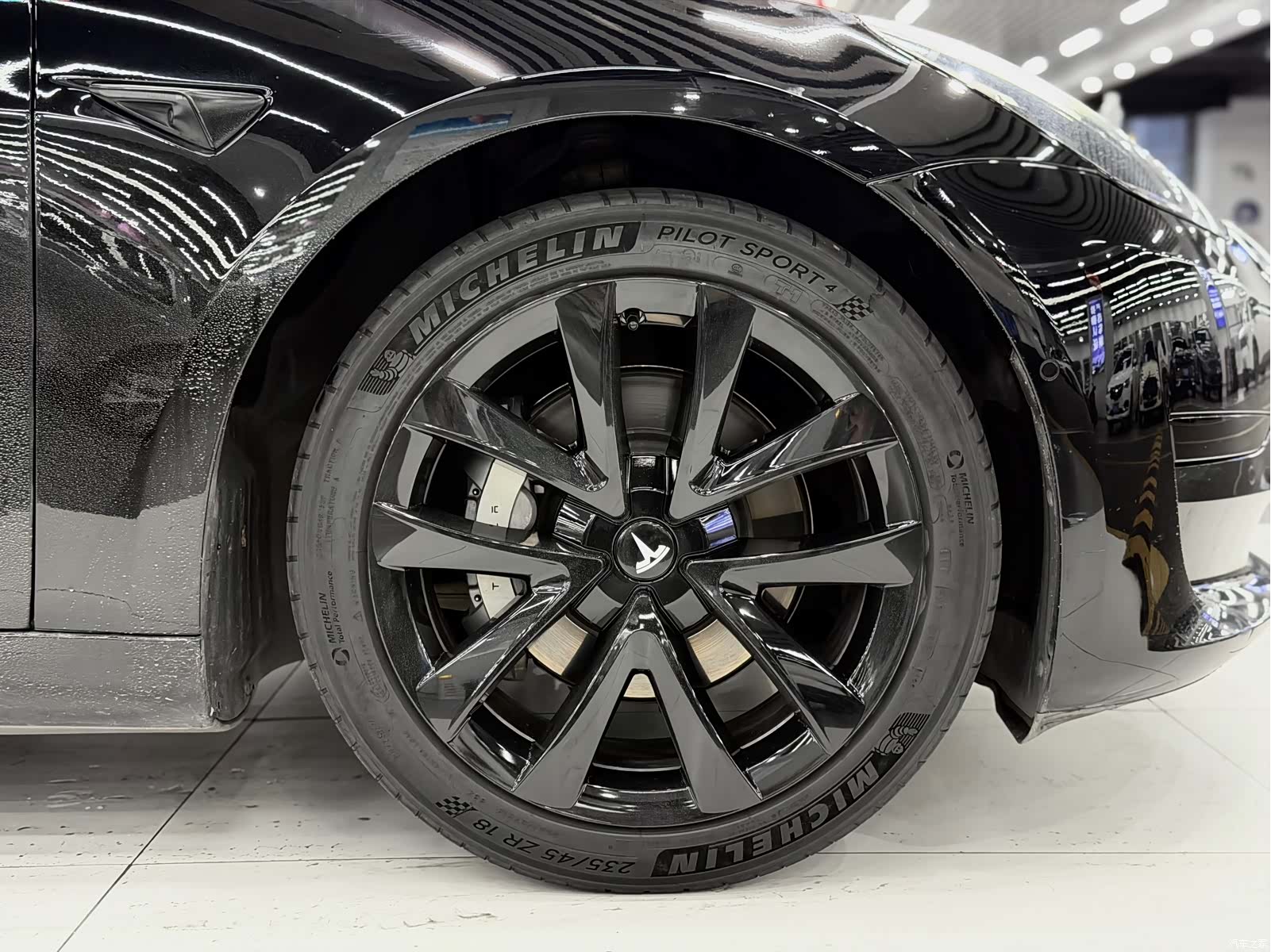 Tesla Model 3, 2022 18