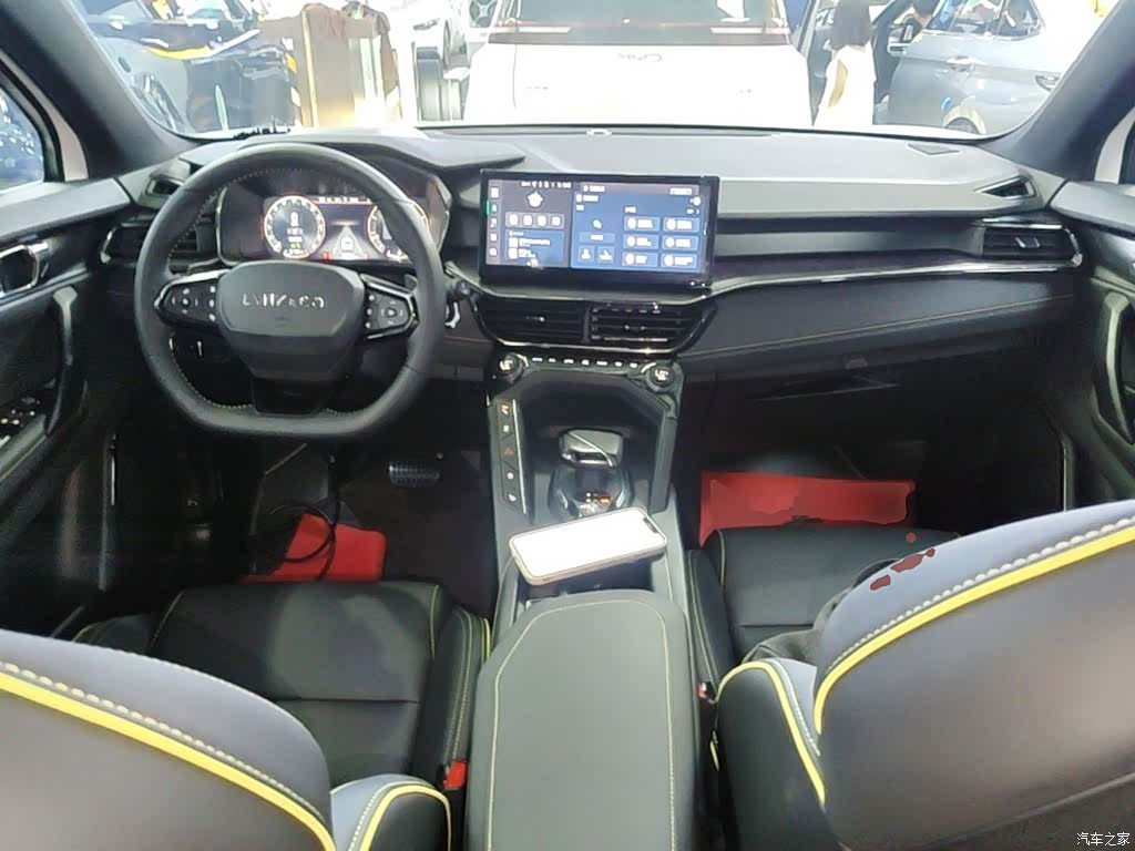 Lynk & Co 02, 2024 10