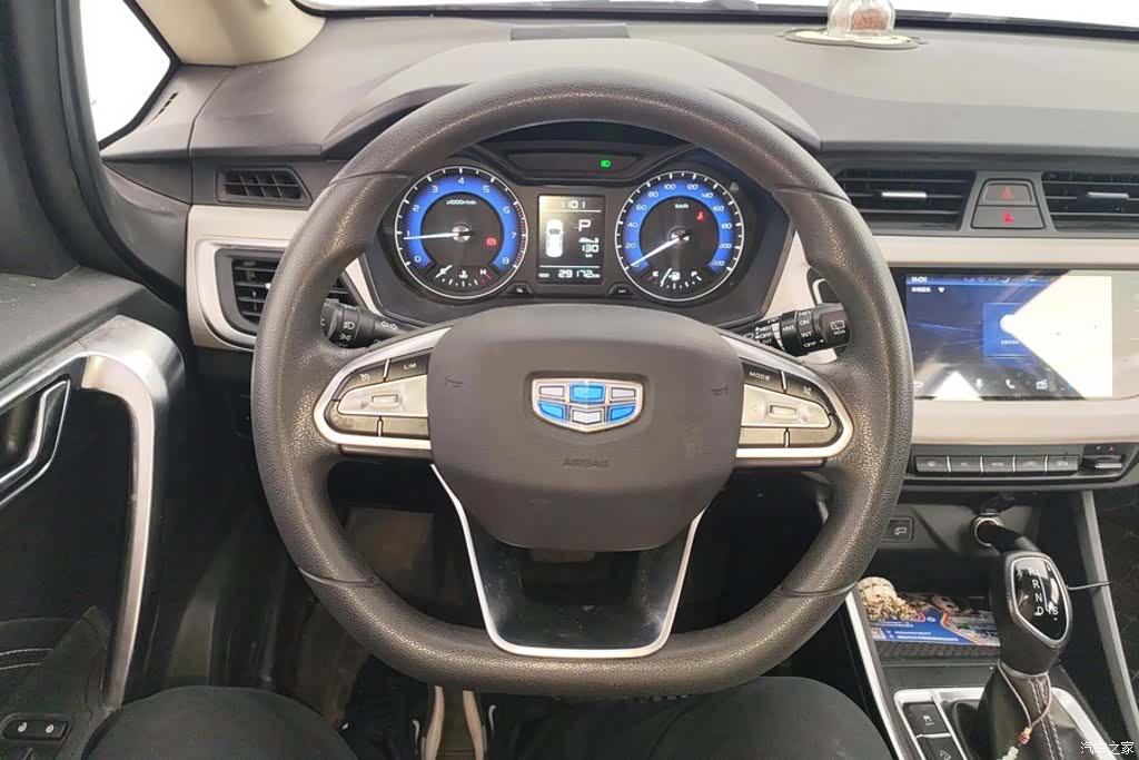 Geely X3, 2020 15