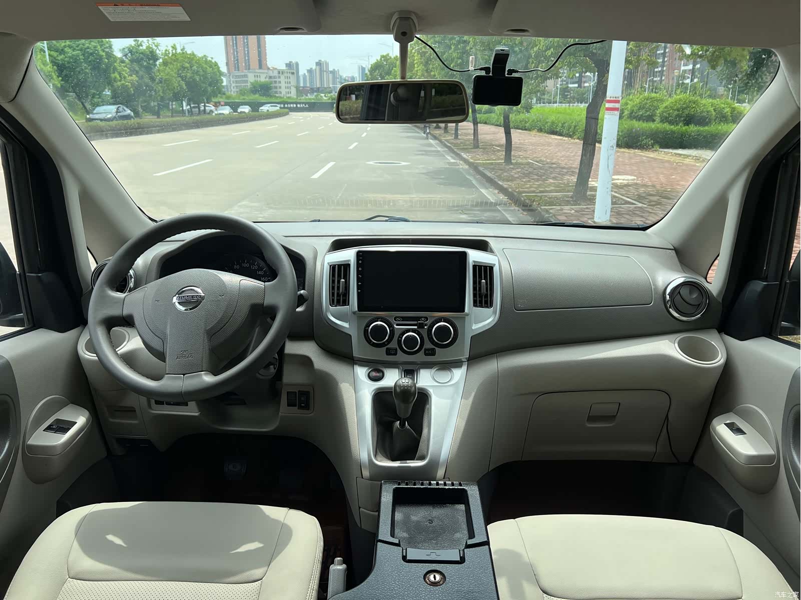 Nissan NV200, 2014 все фото