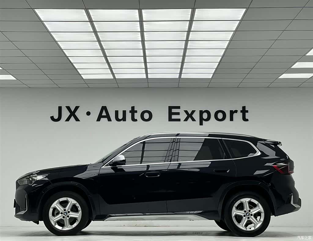 BMW X1, 2023 6