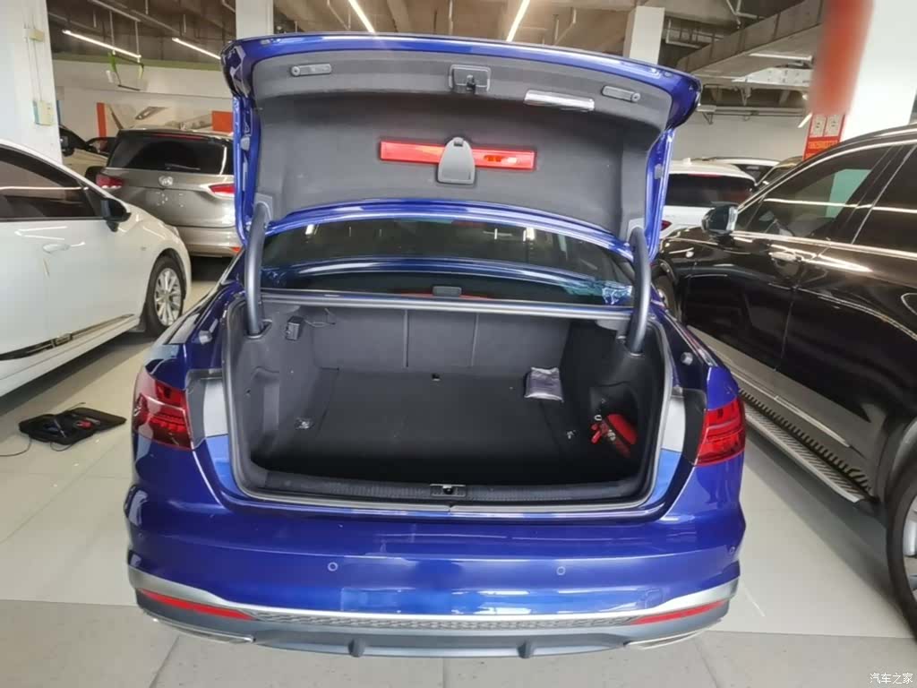 Audi A4L, 2021 19