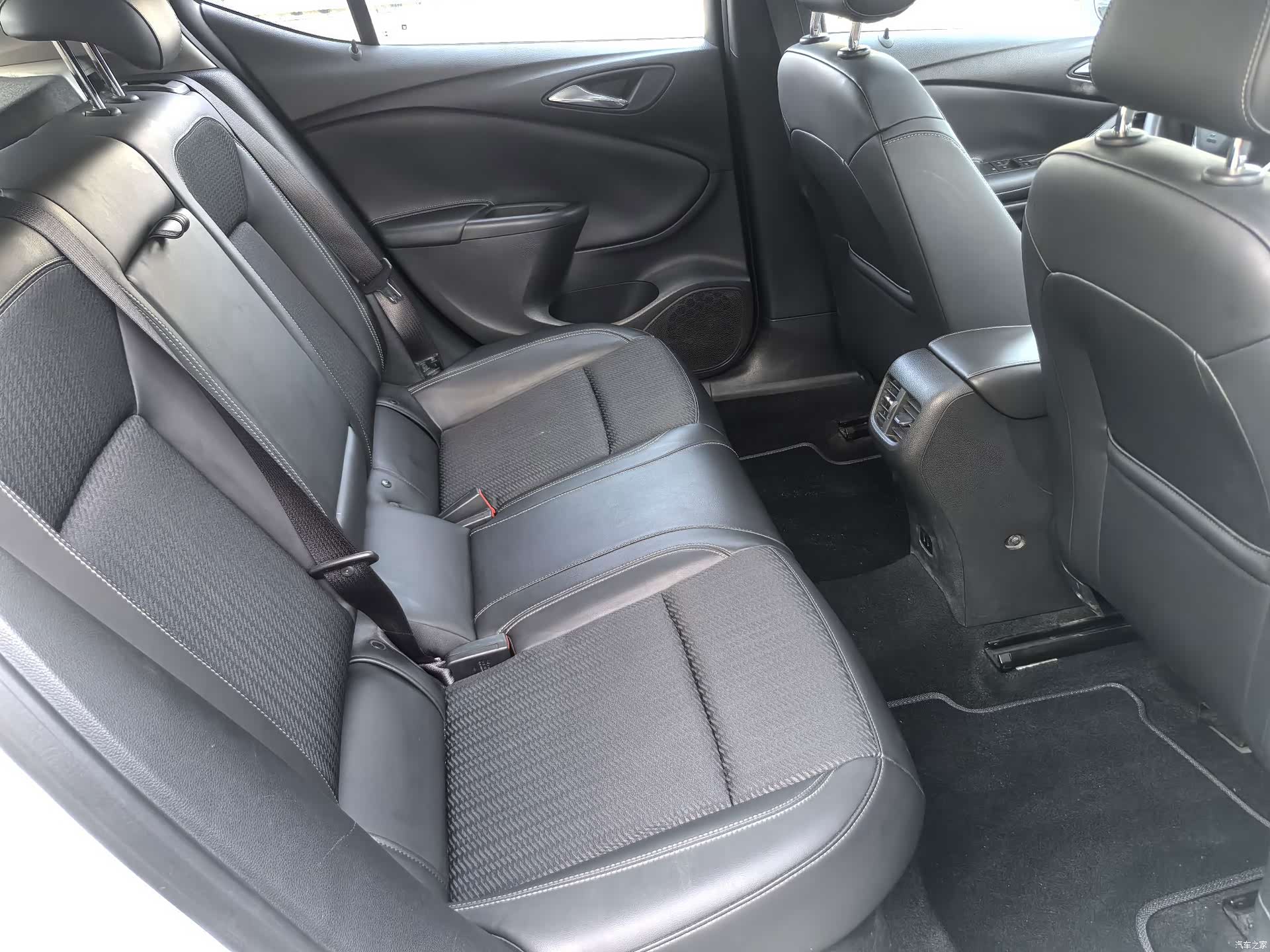 Buick Verano, 2016 11