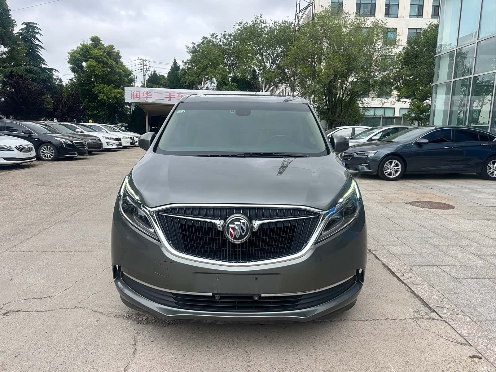 Buick GL8, 2019 2