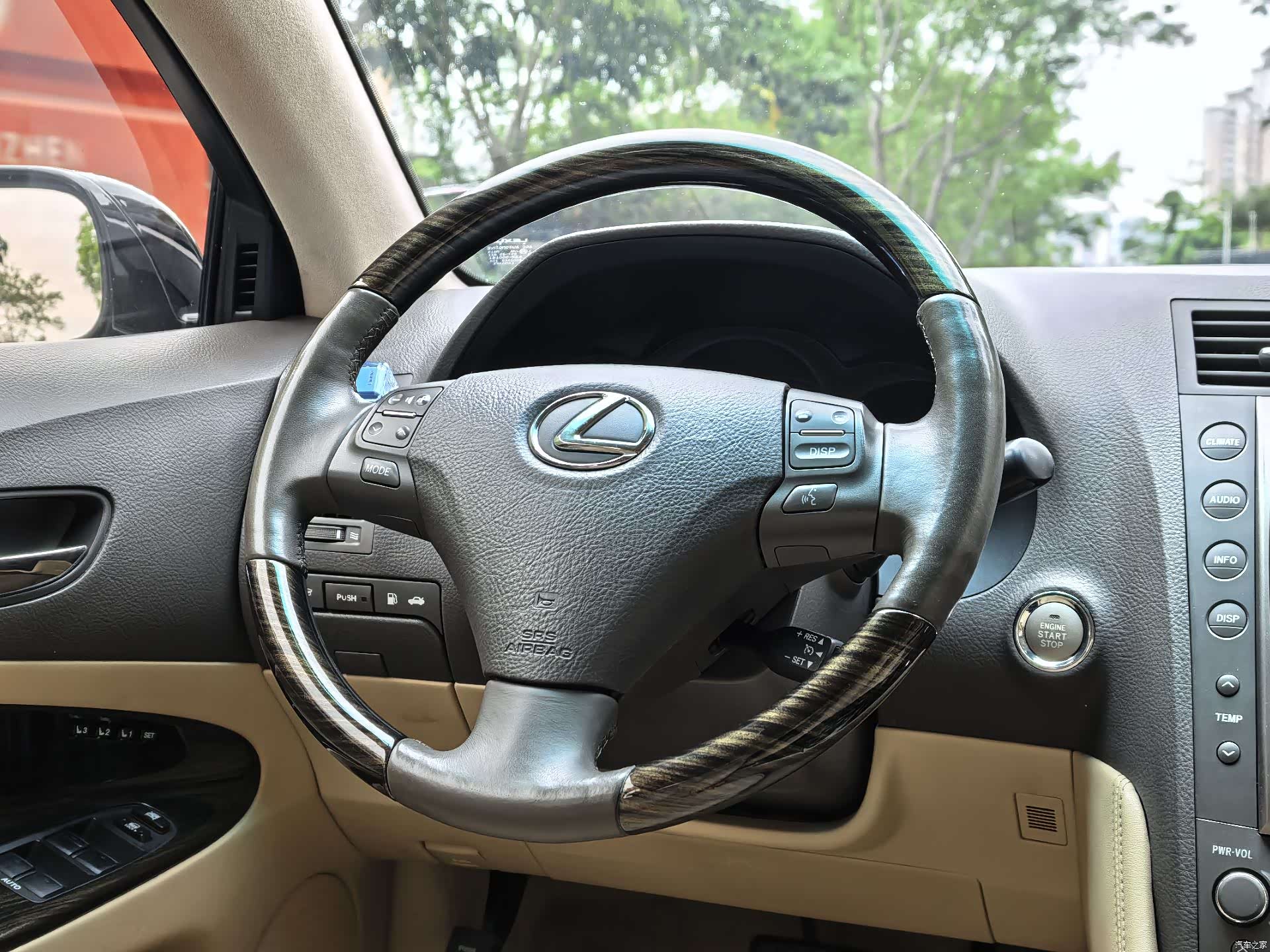 Lexus GS, 2008 11