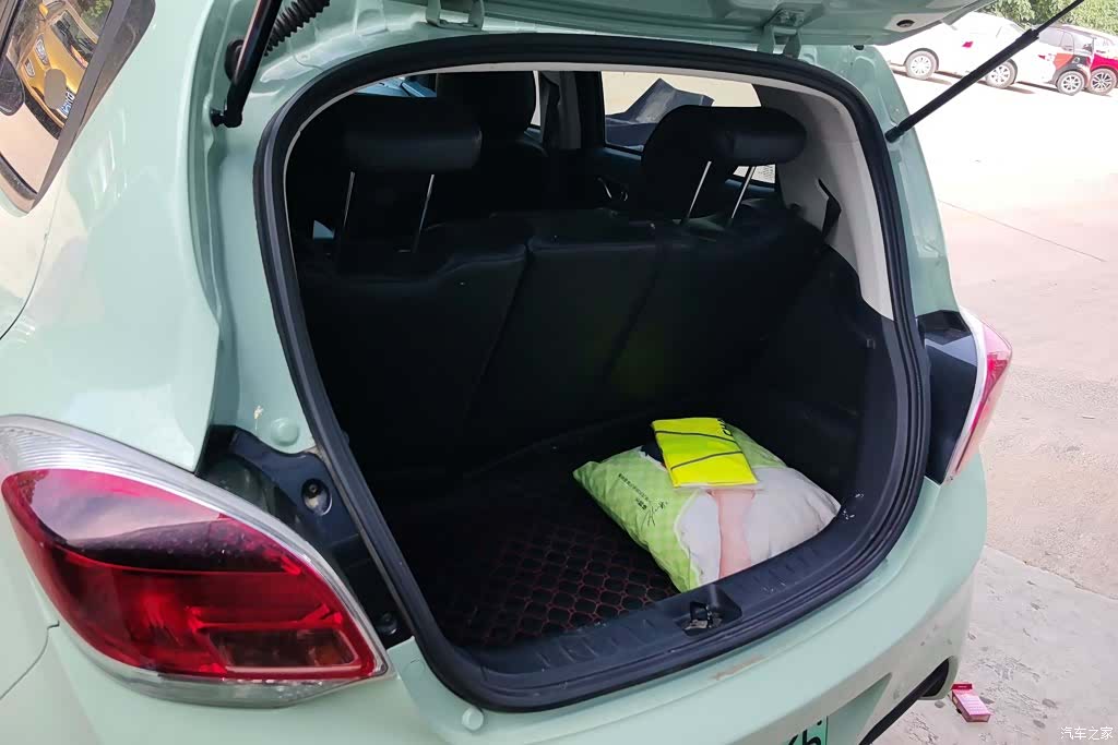 Changan E-Star, 2023 4