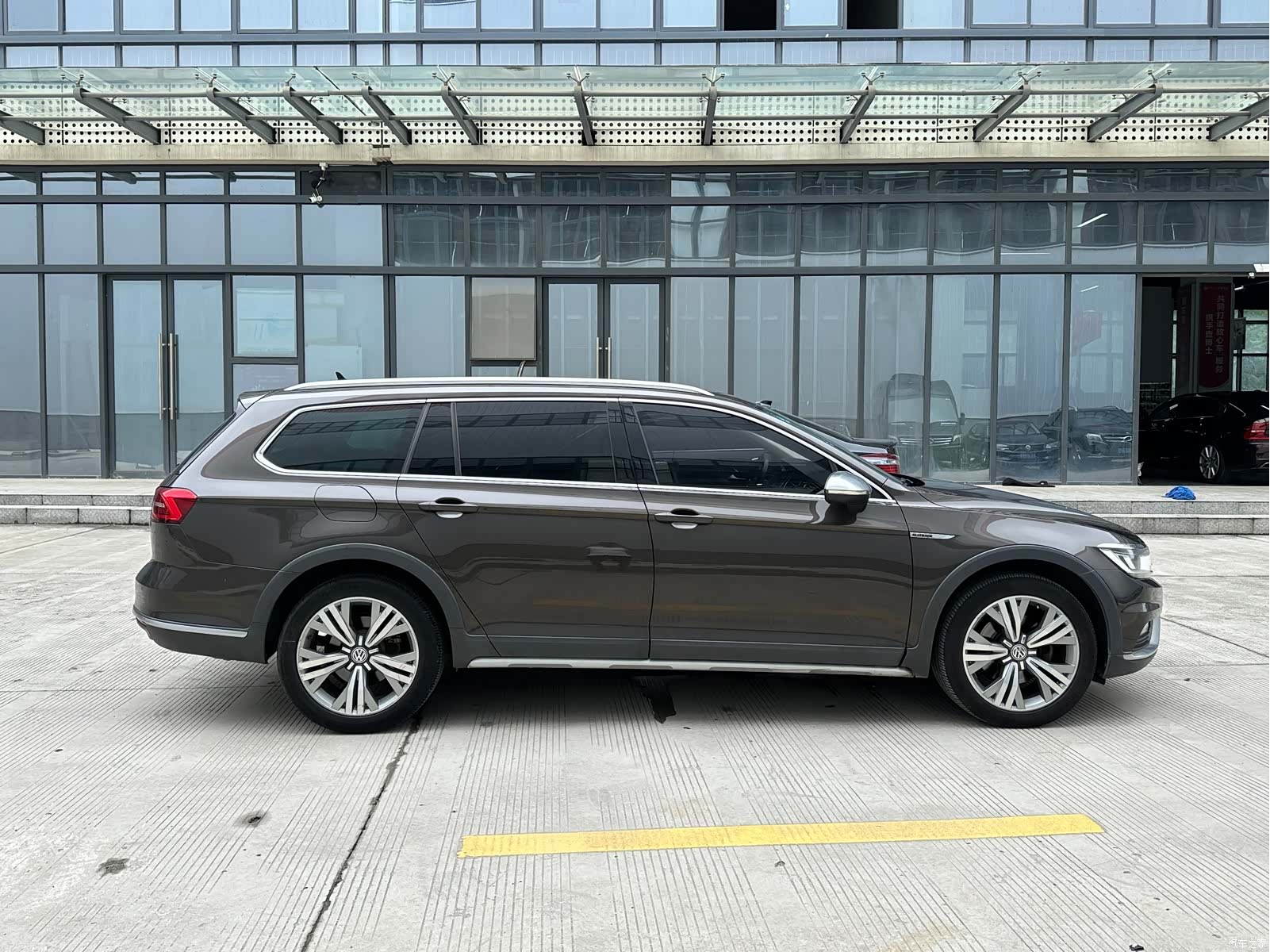 Volkswagen Variant, 2017 7