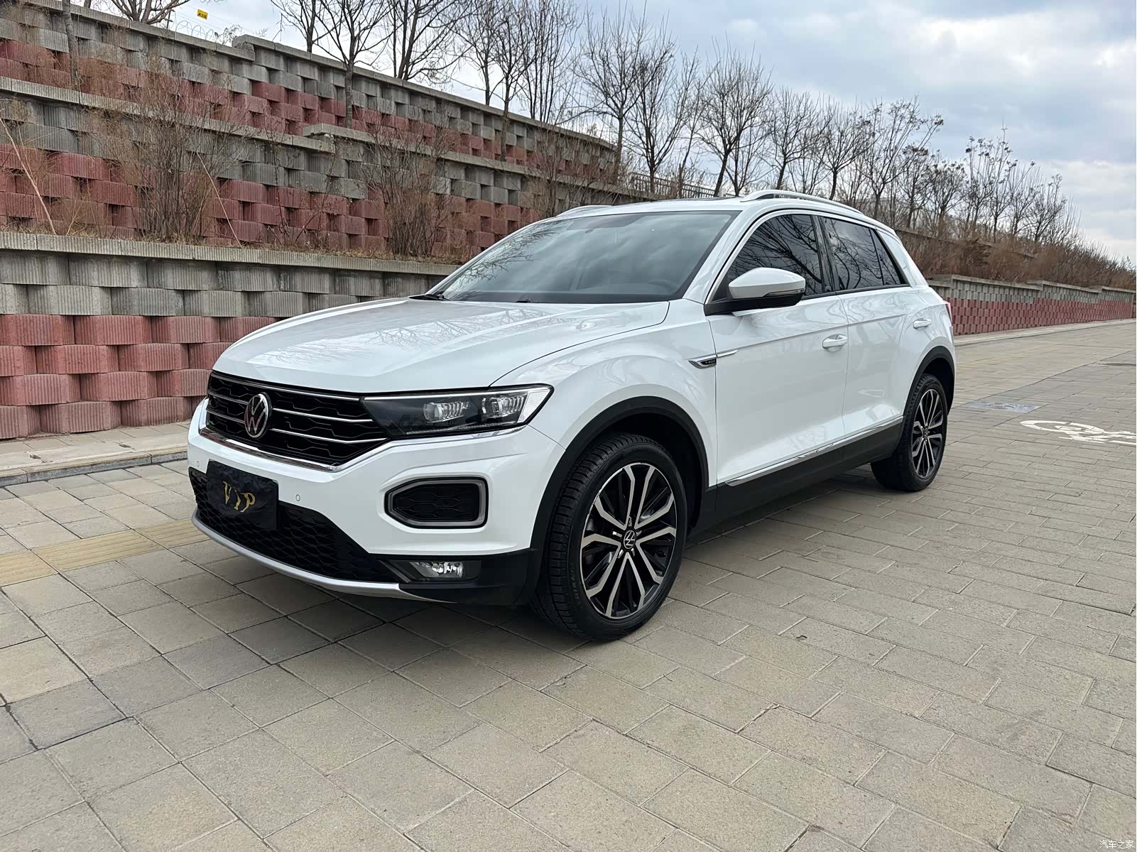 Volkswagen T-ROC, 2022 1