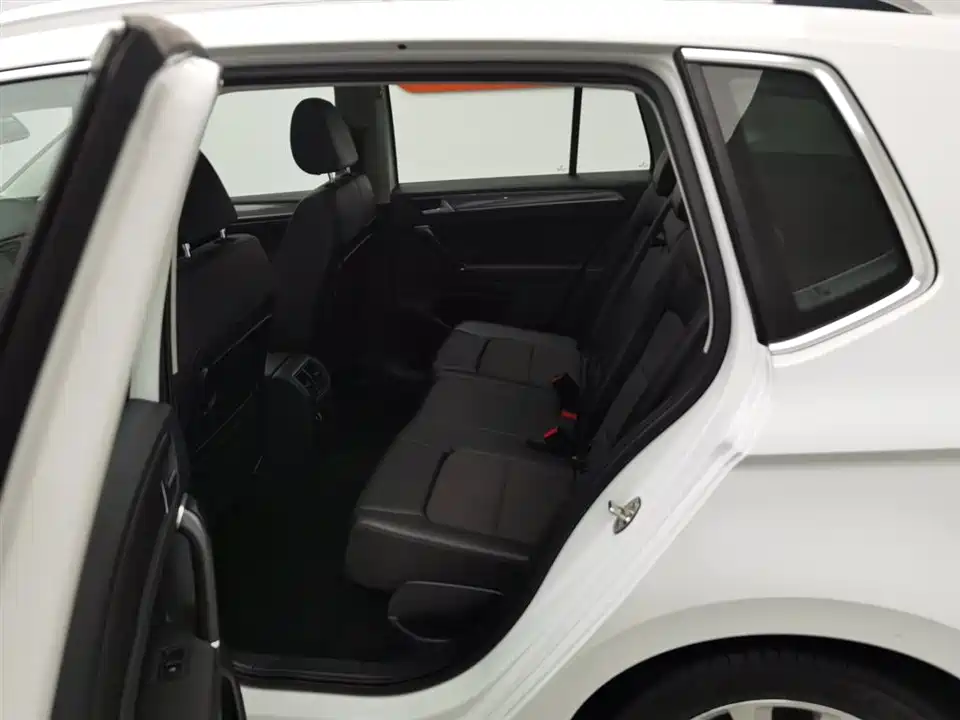 Volkswagen Golf*Jiayu