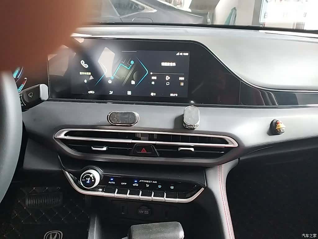 Changan Eado, 2022 13