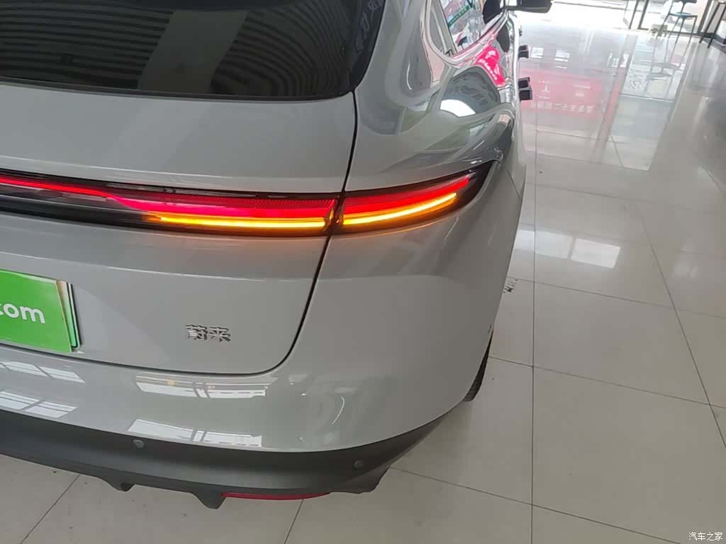 NIO ET5, 2024 8