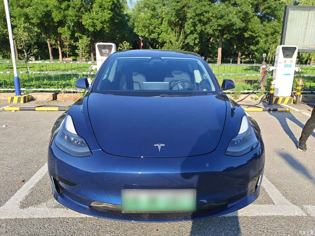 Tesla Model 3, 2021 3