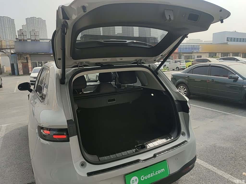 Leapmotor B10, 2025 19