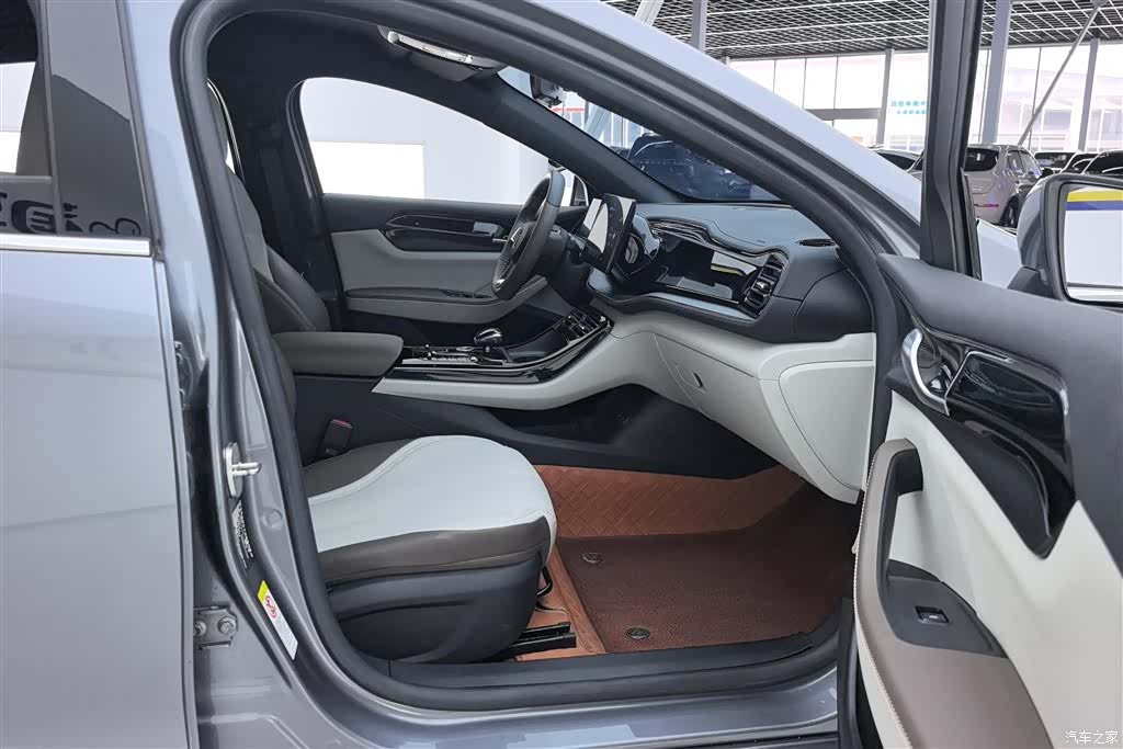 BYD Qin, 2024 8