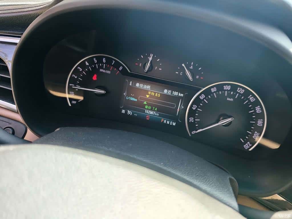 Buick GL8, 2017 4