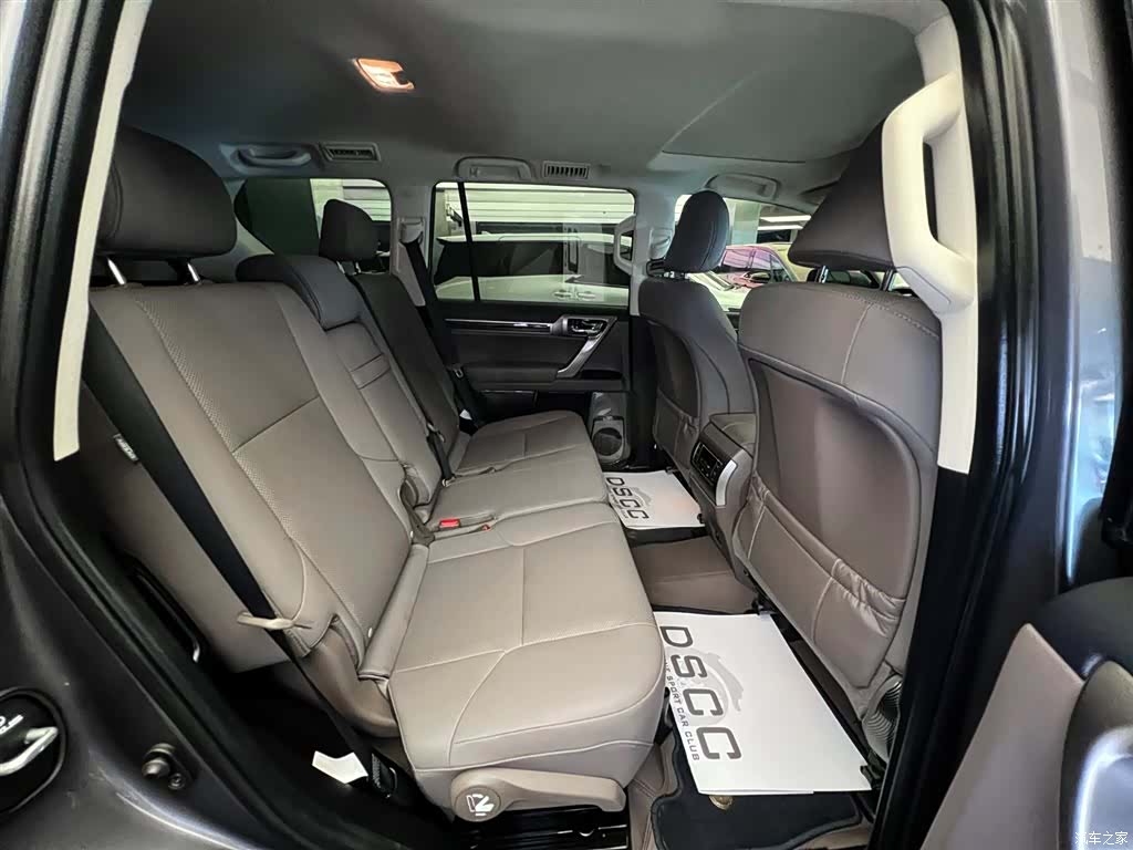 Lexus GX, 2023 15