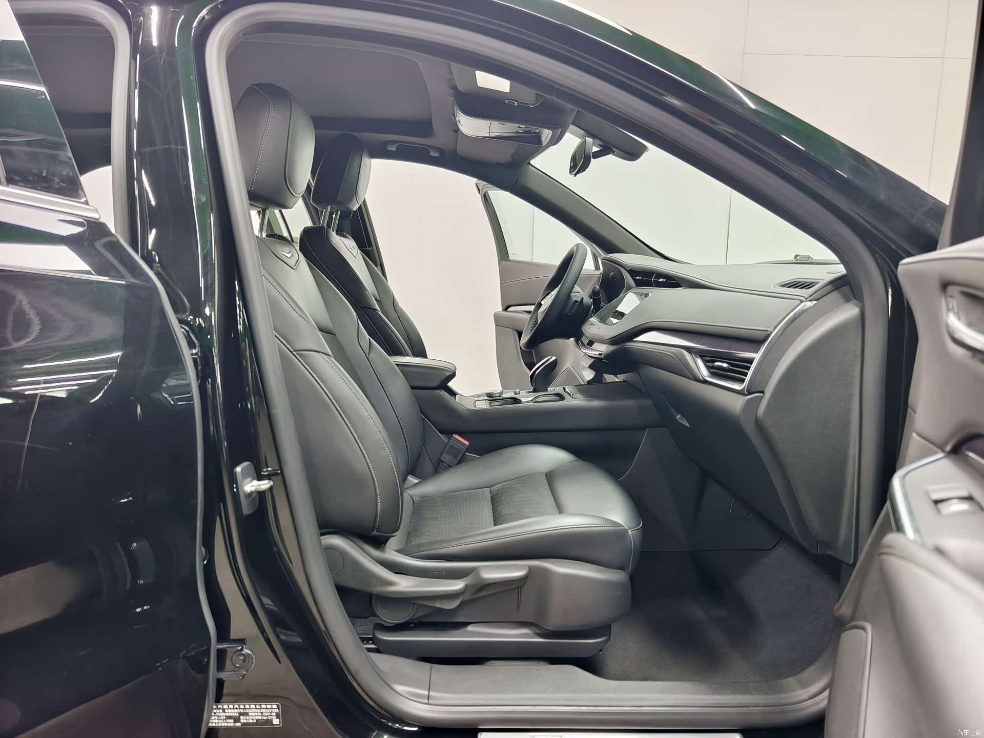Cadillac XT4, 2021 14