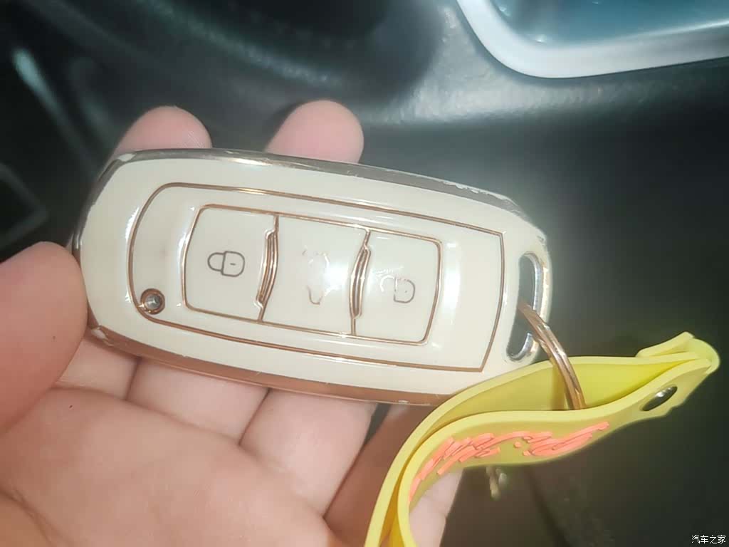 Geely Emgrand, 2017 9