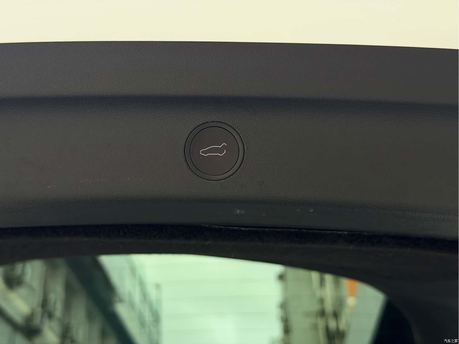 Tesla Model Y, 2021 12