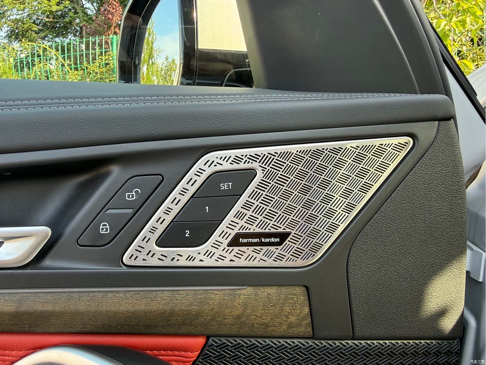 BMW iX1, 2025 15