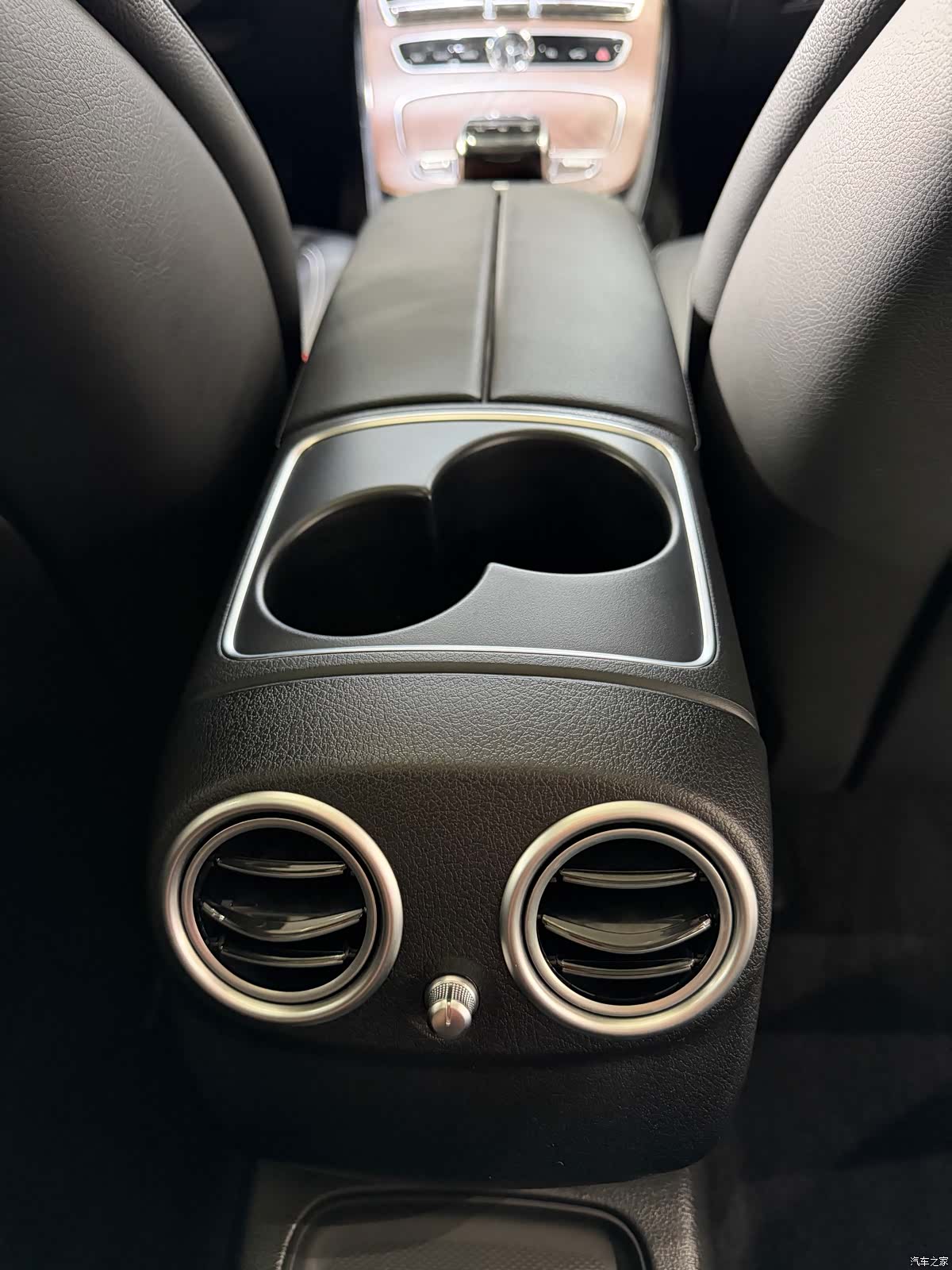 Mercedes-Benz E-Class, 2018 11