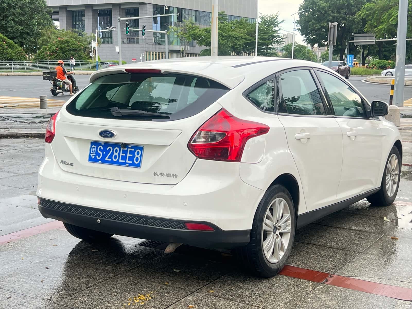 Ford Focus, 2014 4