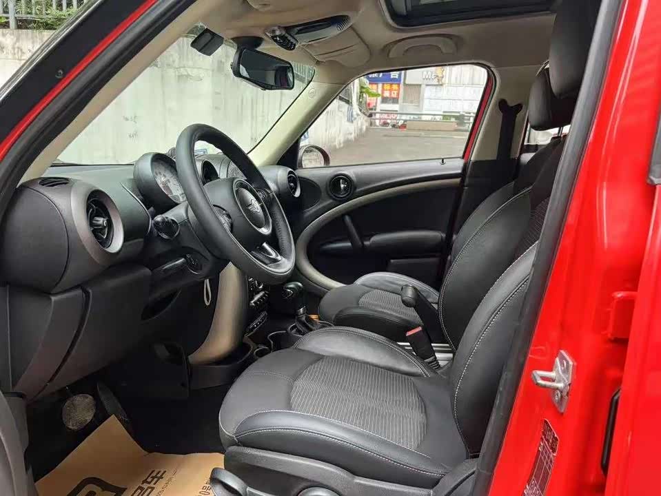 MINI COUNTRYMAN