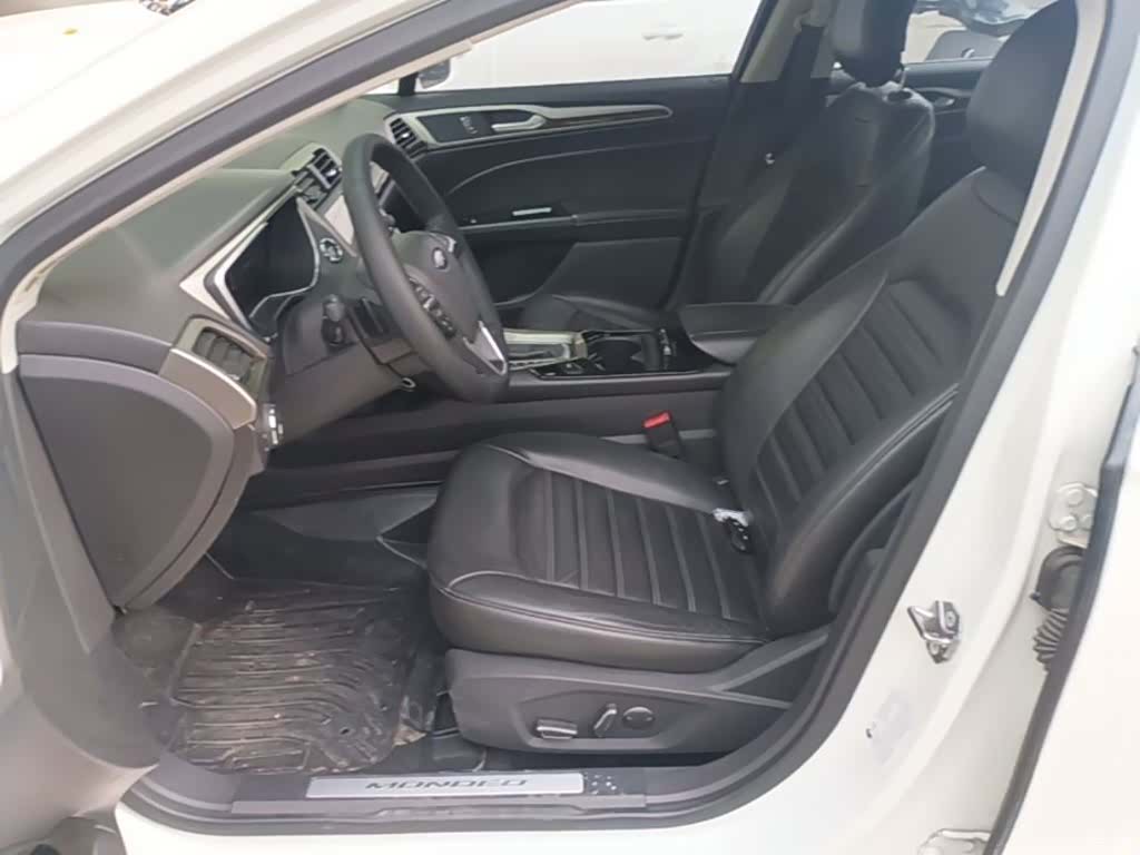 Ford Mondeo, 2016 15