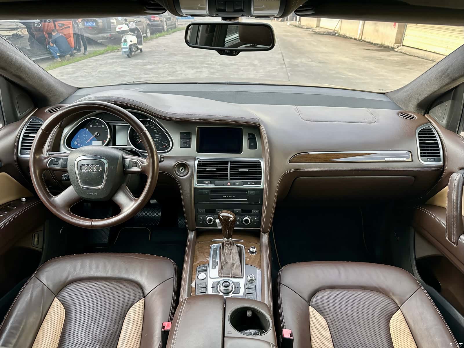 Audi Q7, 2011 12
