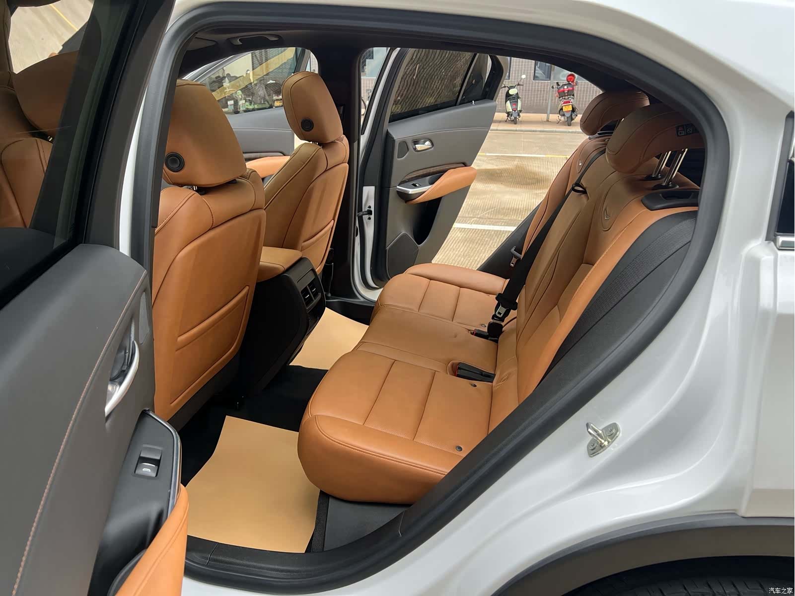Cadillac XT4, 2023 7