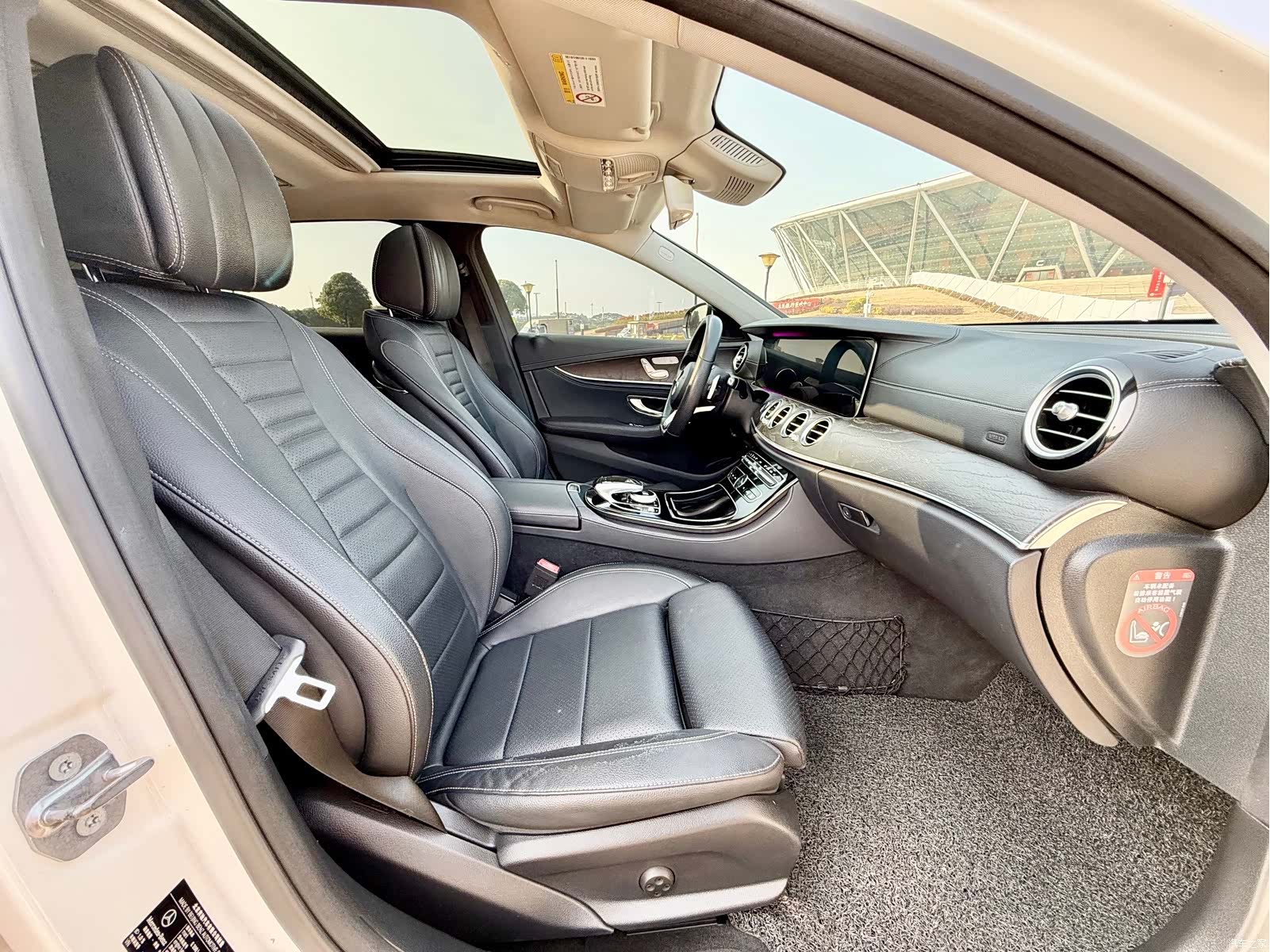 Mercedes-Benz E-Class, 2017 12