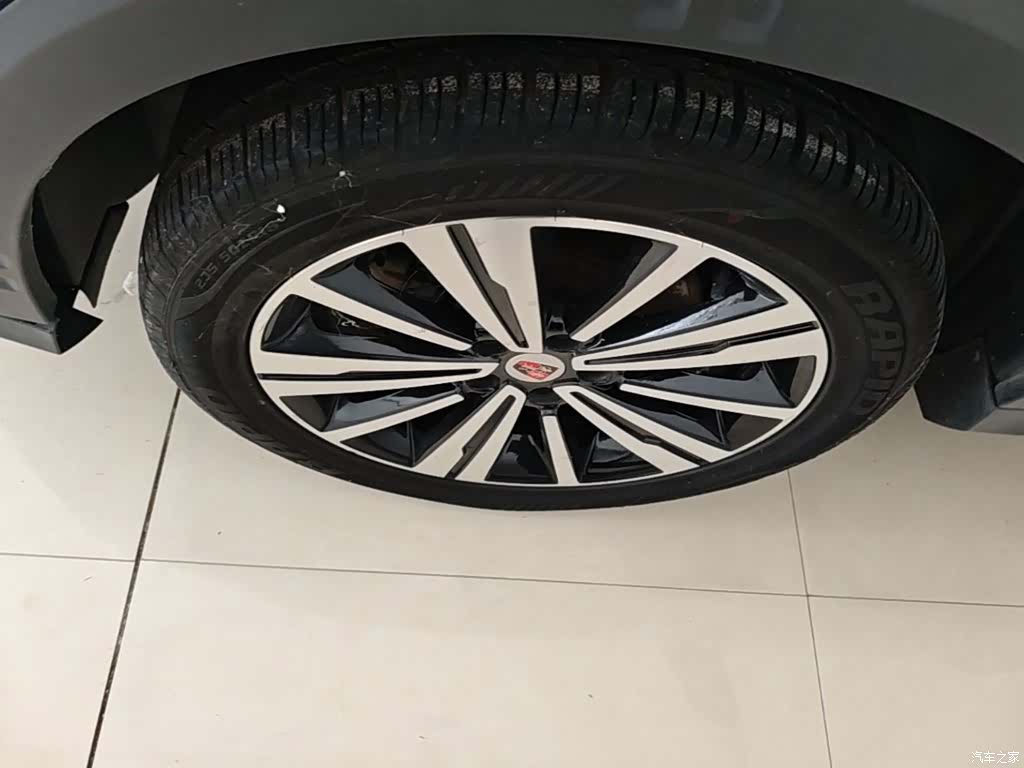 Roewe RX5, 2019 23