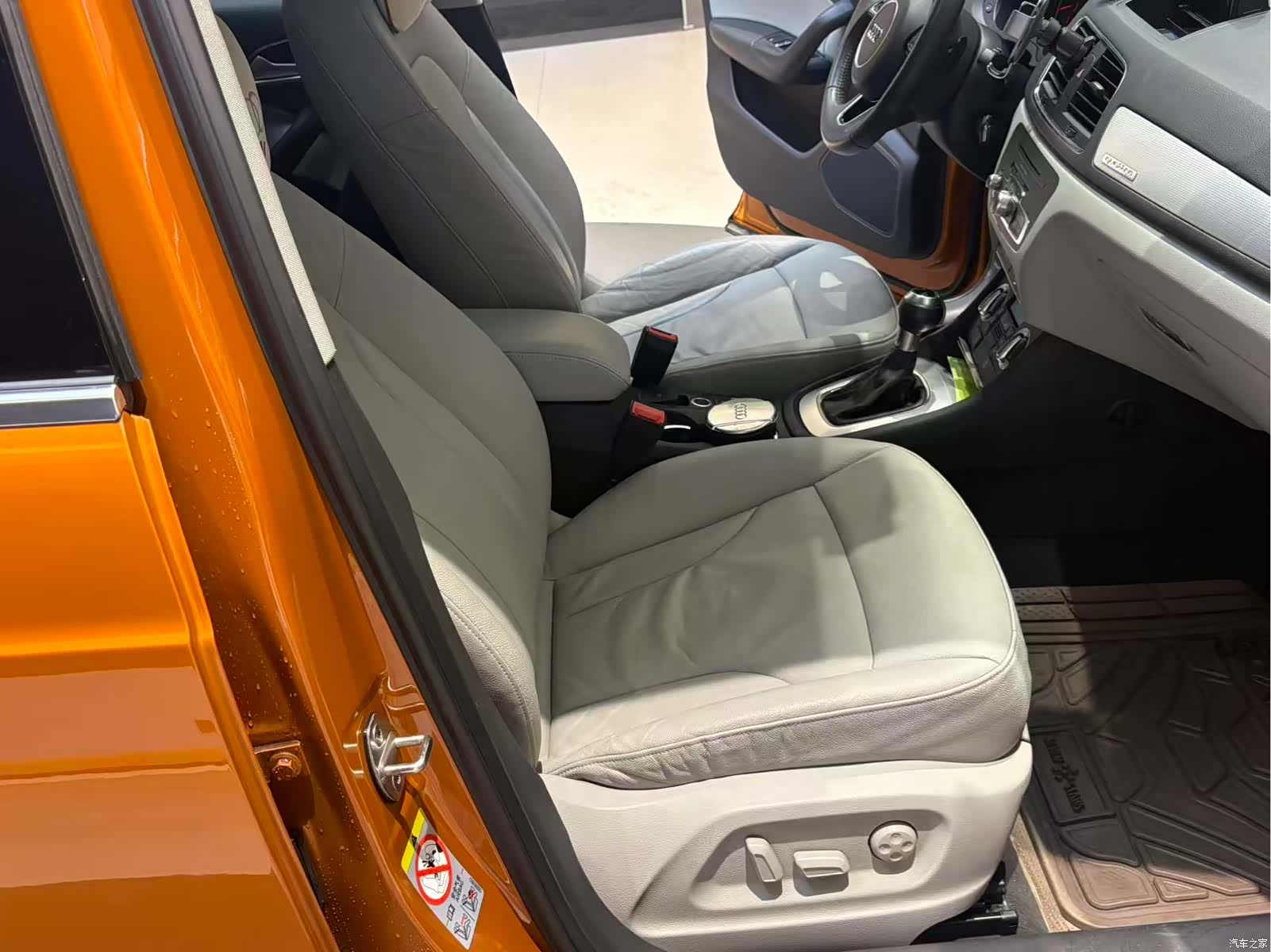 Audi Q3, 2013 9