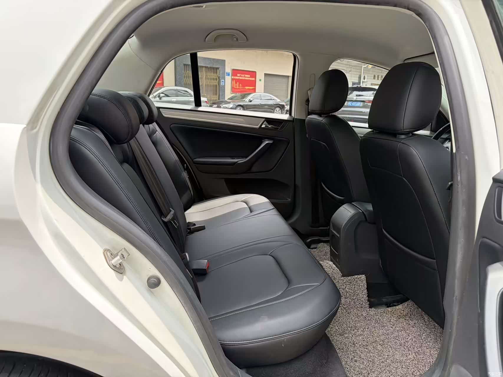 Volkswagen Bora, 2015 11