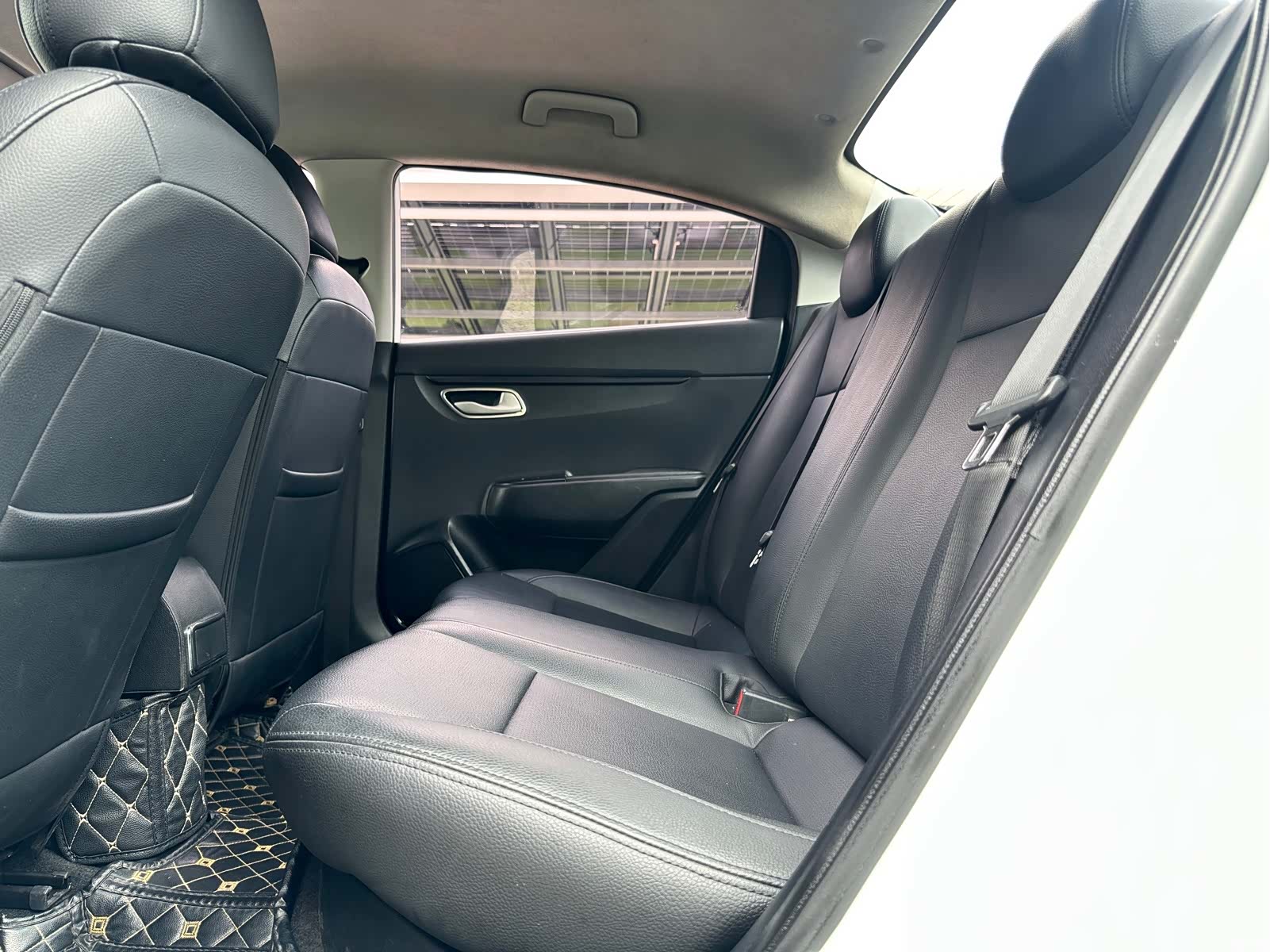 Kia K2, 2017 12