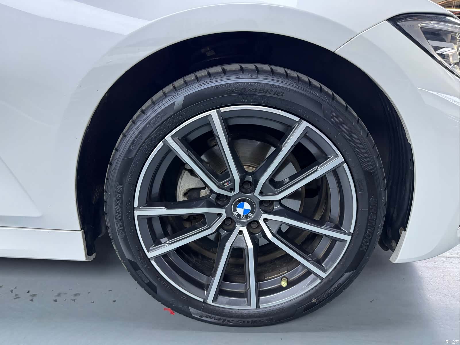 BMW 3 Series, 2022 24