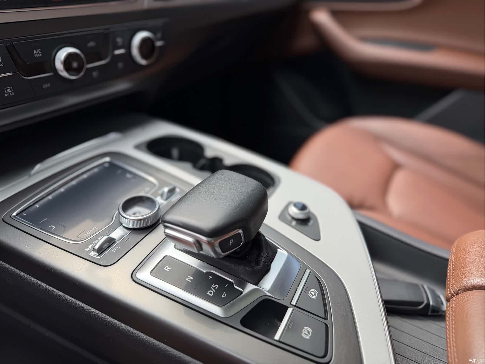 Audi Q7, 2018 10
