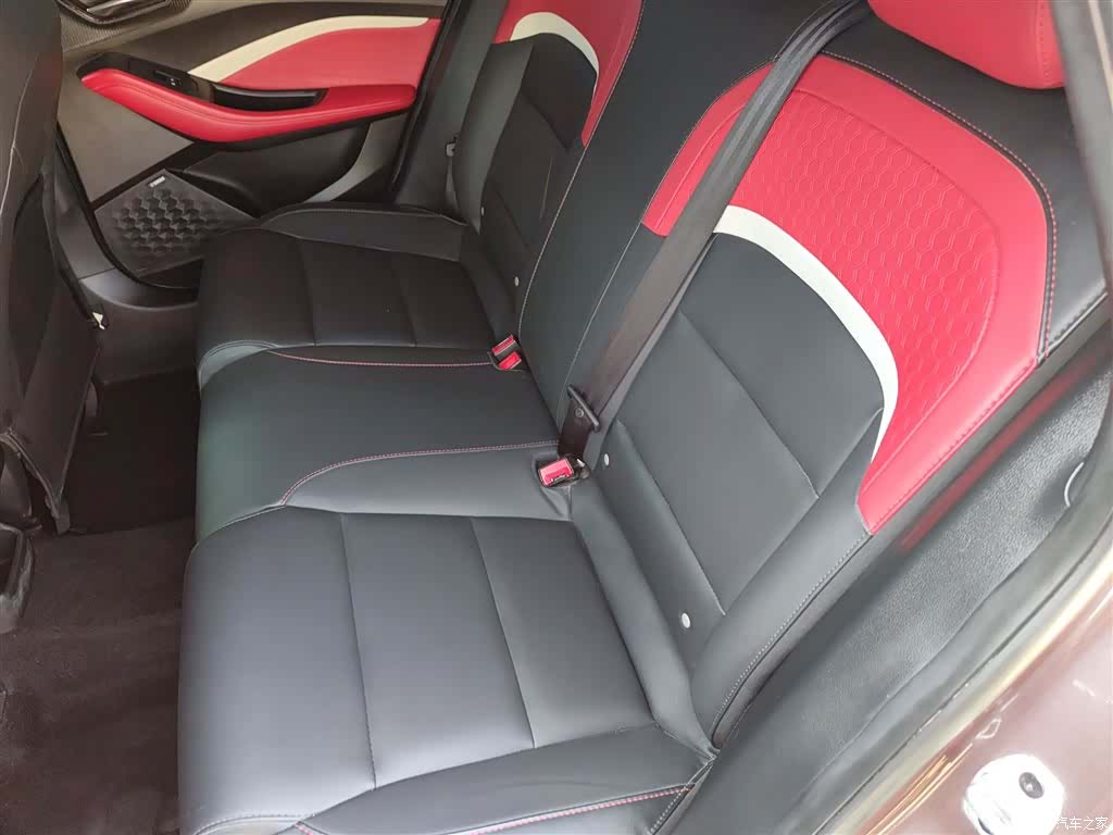 MG MG5, 2023 14