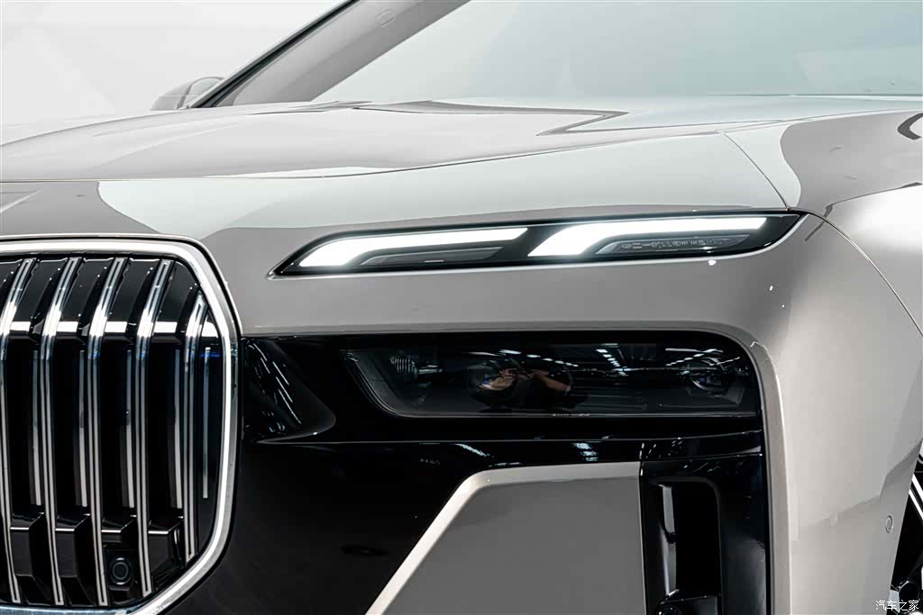 BMW 7 Series, 2025 4