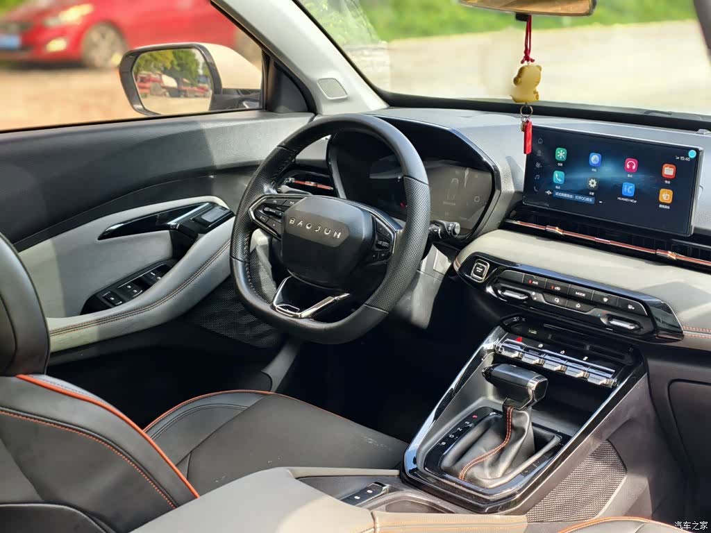 Wuling RS-3, 2020 13