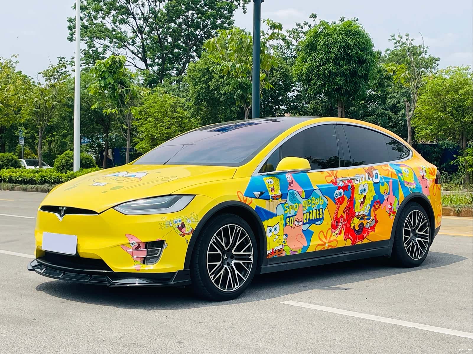 Tesla Model X, 2017 1