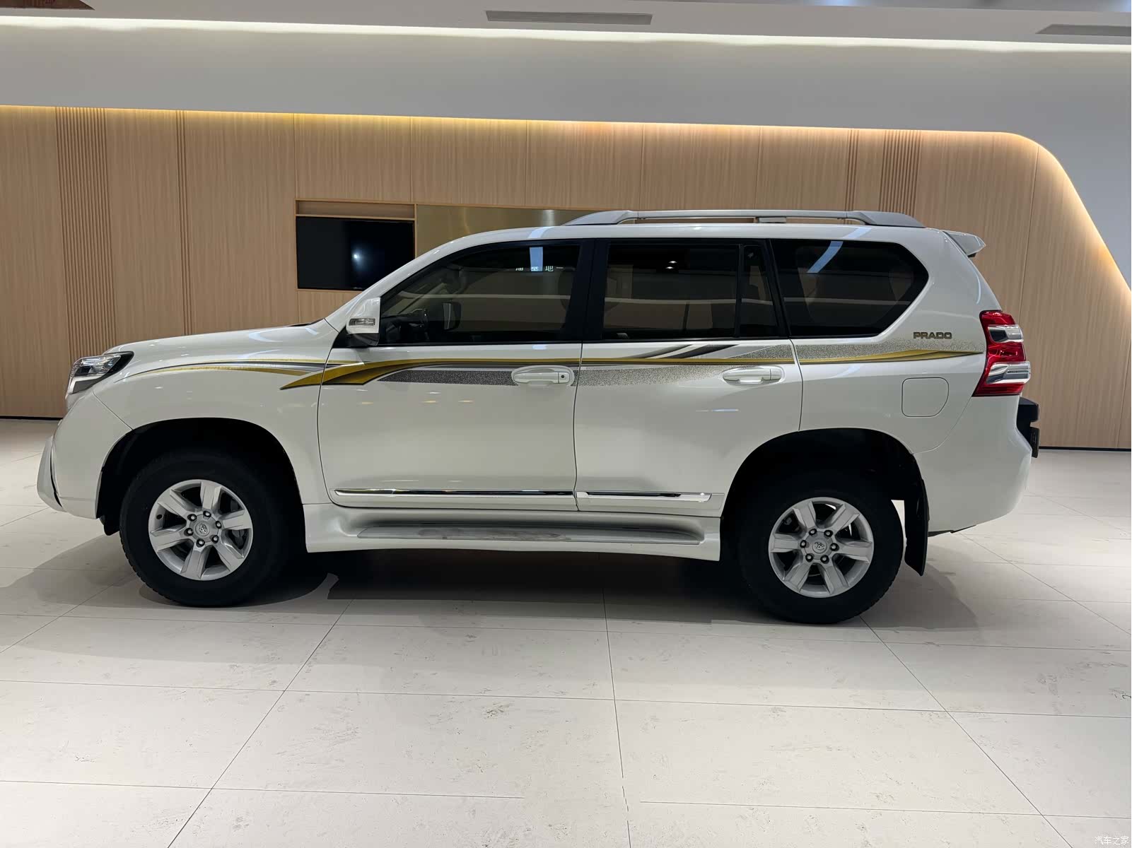Toyota Prado, 2014 3