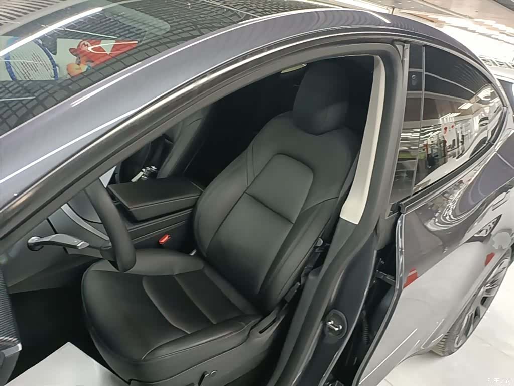 Tesla Model Y, 2021 15