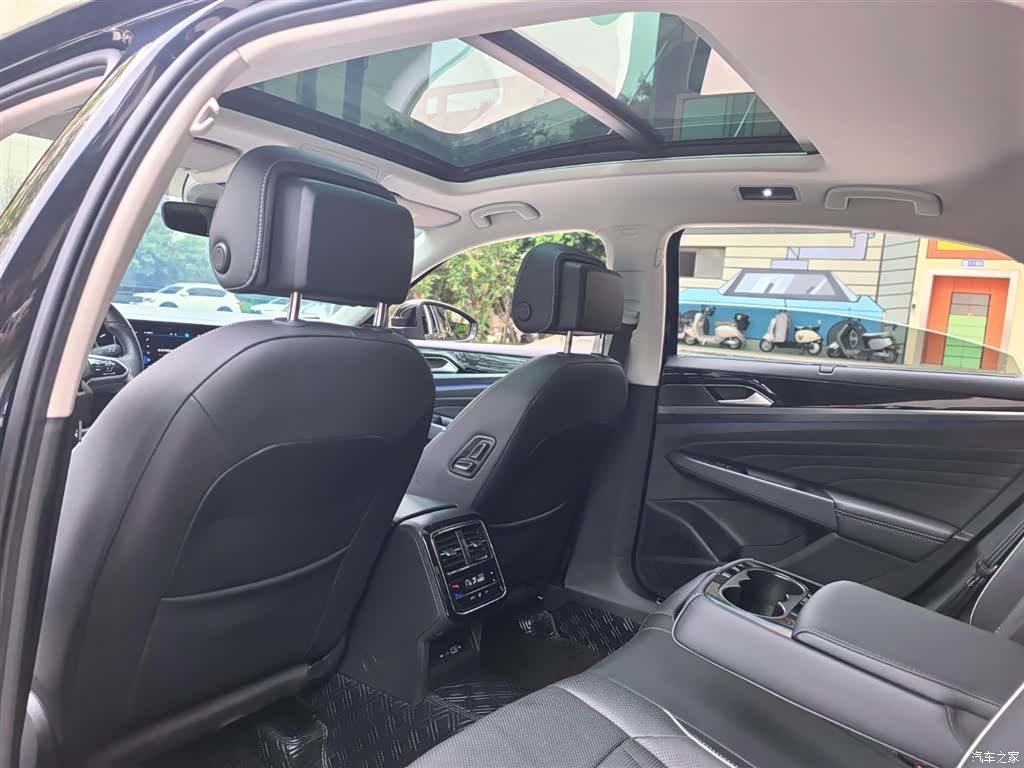 Volkswagen Passat, 2022 8
