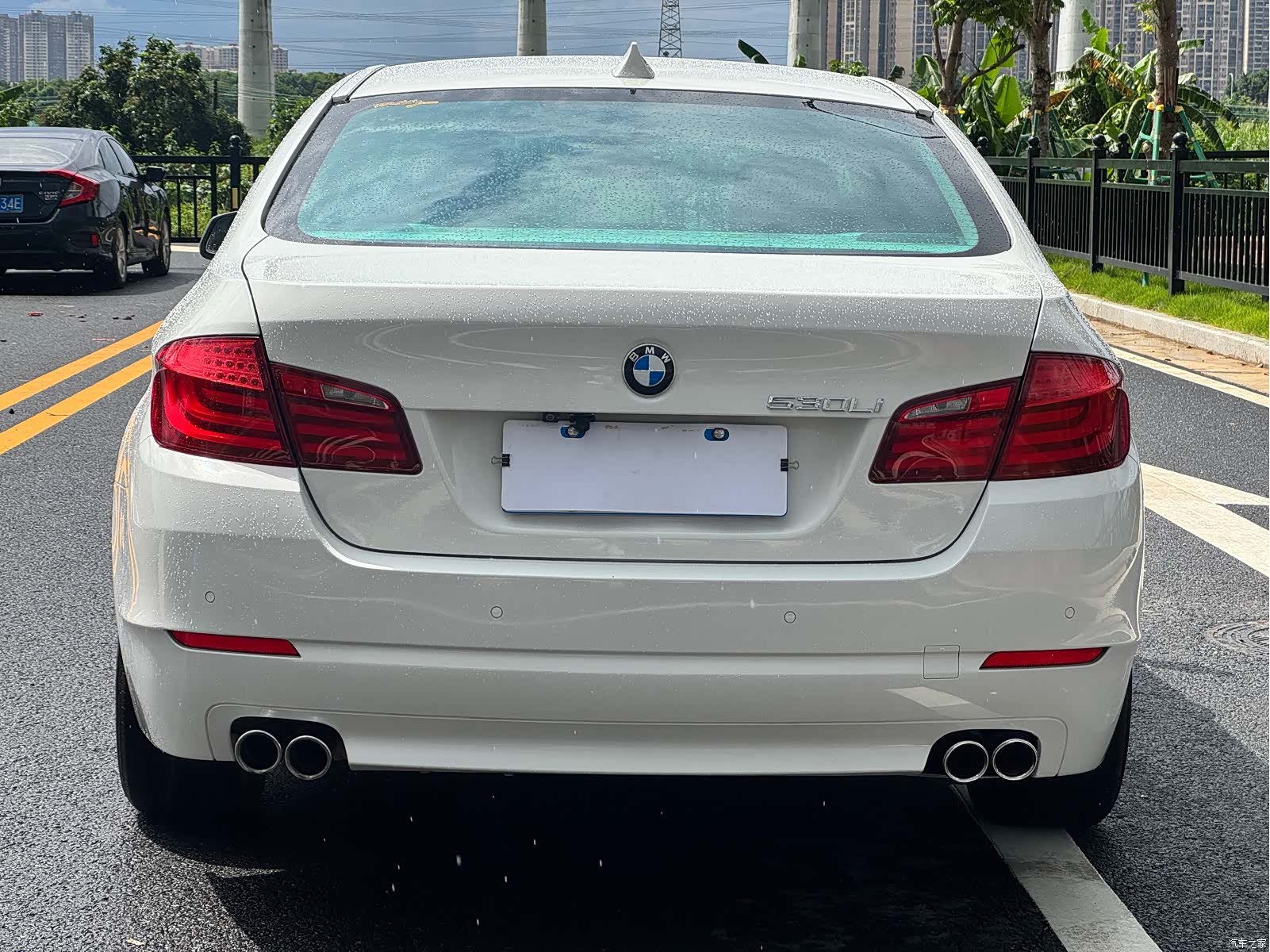 BMW 5 Series, 2012 9