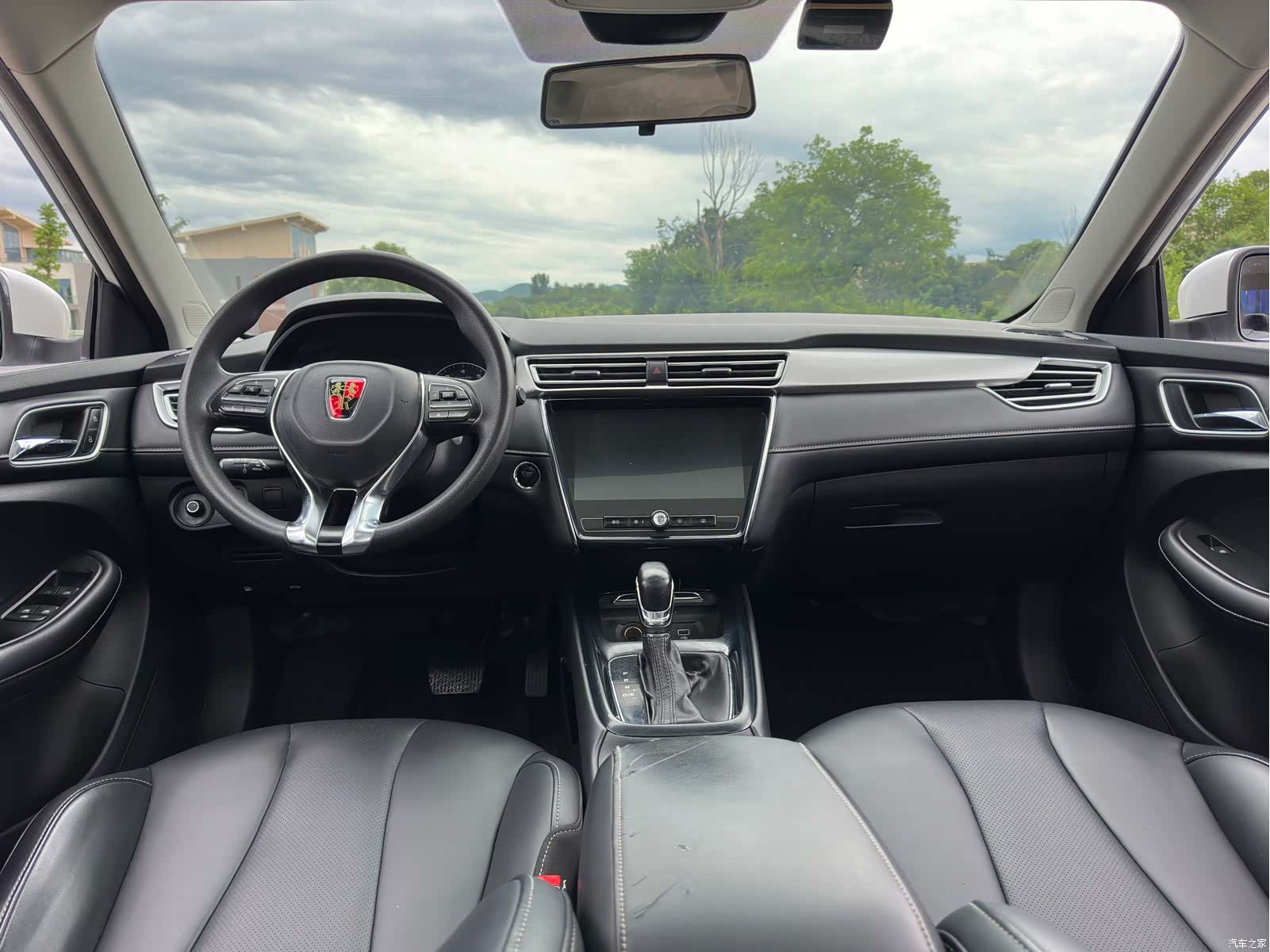 Roewe i5, 2019 15
