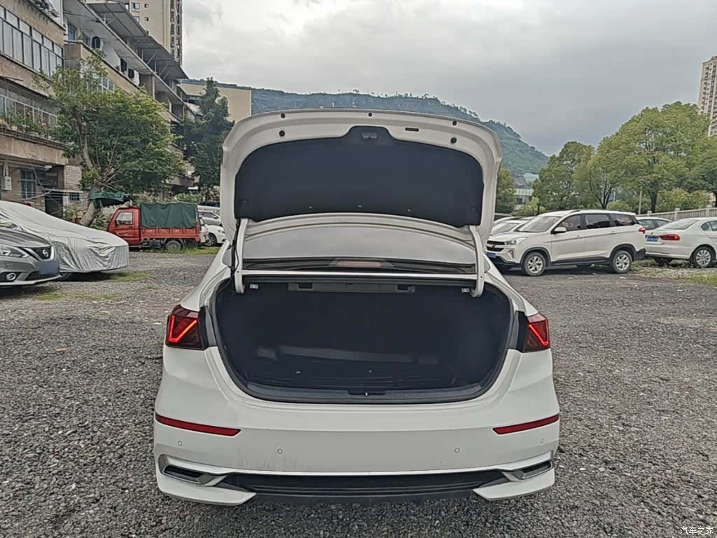 Kia K3, 2020 15