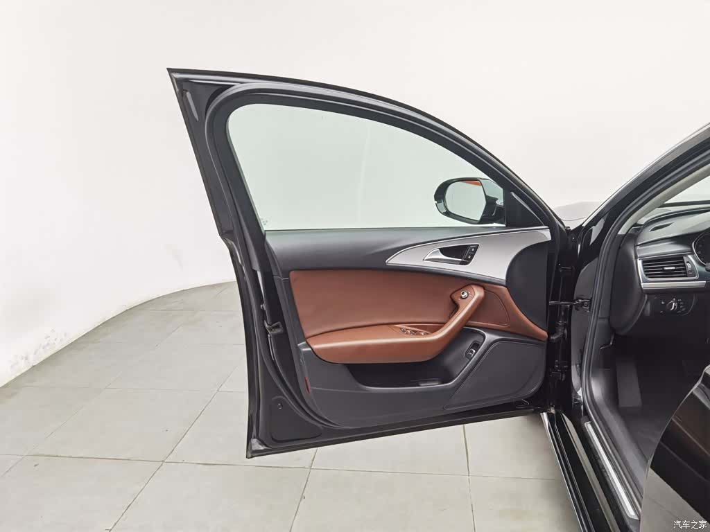 Audi A6L, 2018 8