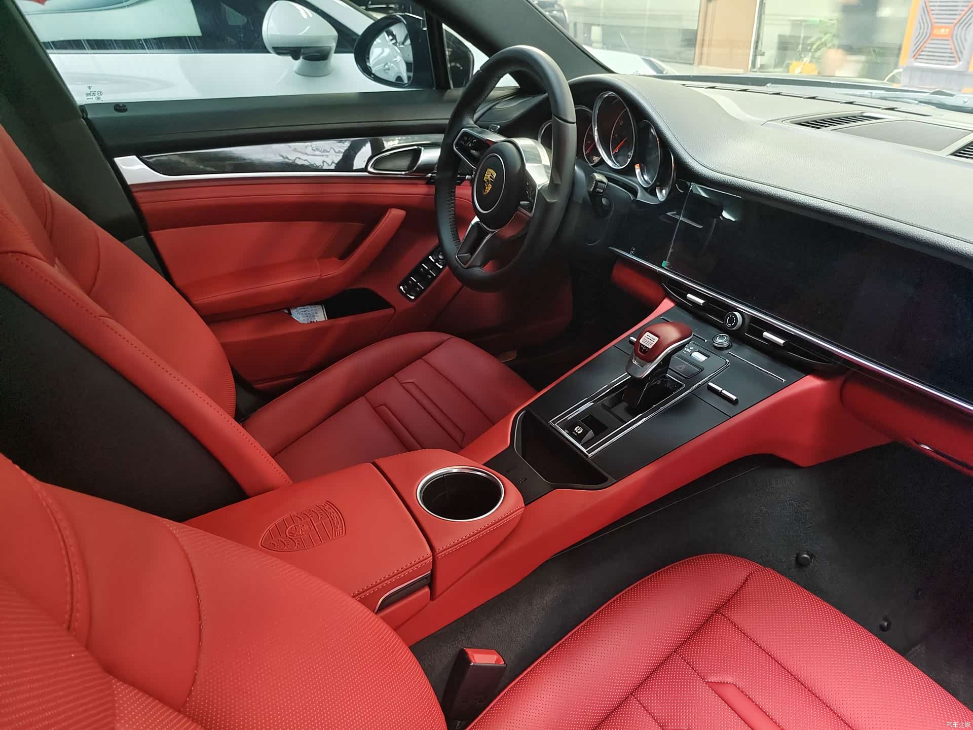 Porsche Panamera, 2011 16